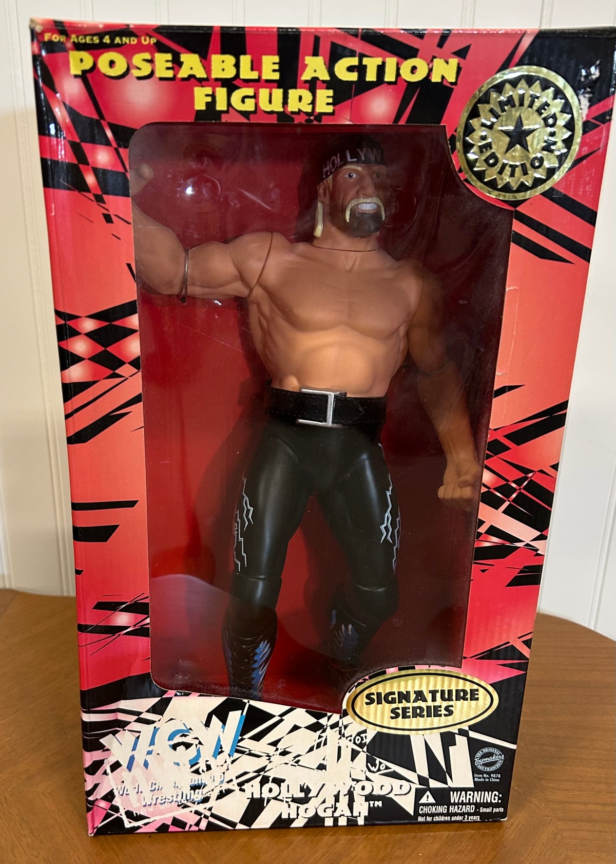 Hulk Hogan, Boxed Action figure