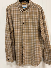 Load image into Gallery viewer, Columbia, shirt, size Large
