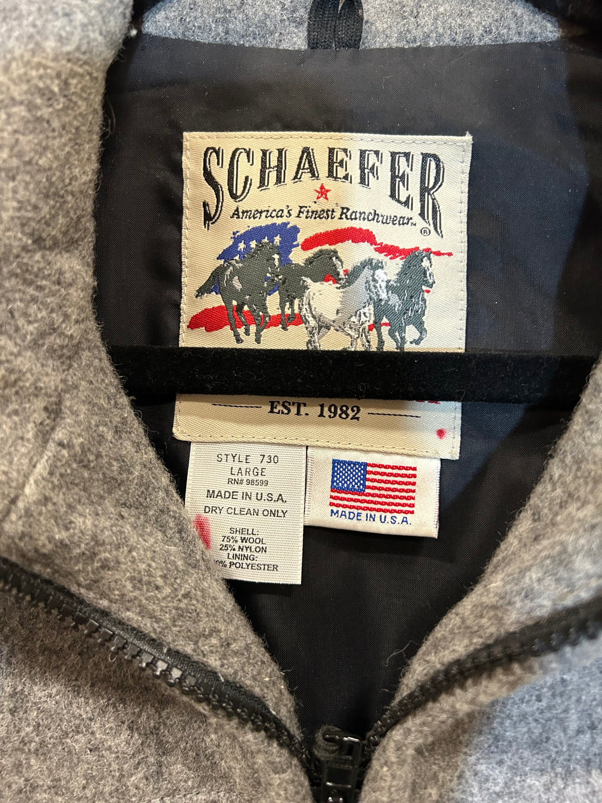 Schaefer, Men’s vest, size Large