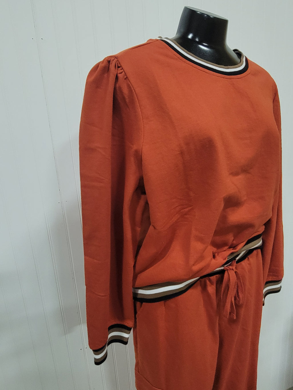 Ashley Stewart, Sweatshirt and Pants, size 14/16