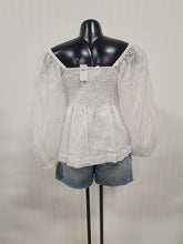 Load image into Gallery viewer, Banana Republic Balloon Sleeve Top, size Md

