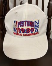 Load image into Gallery viewer, Pistons 1989 world championship hat

