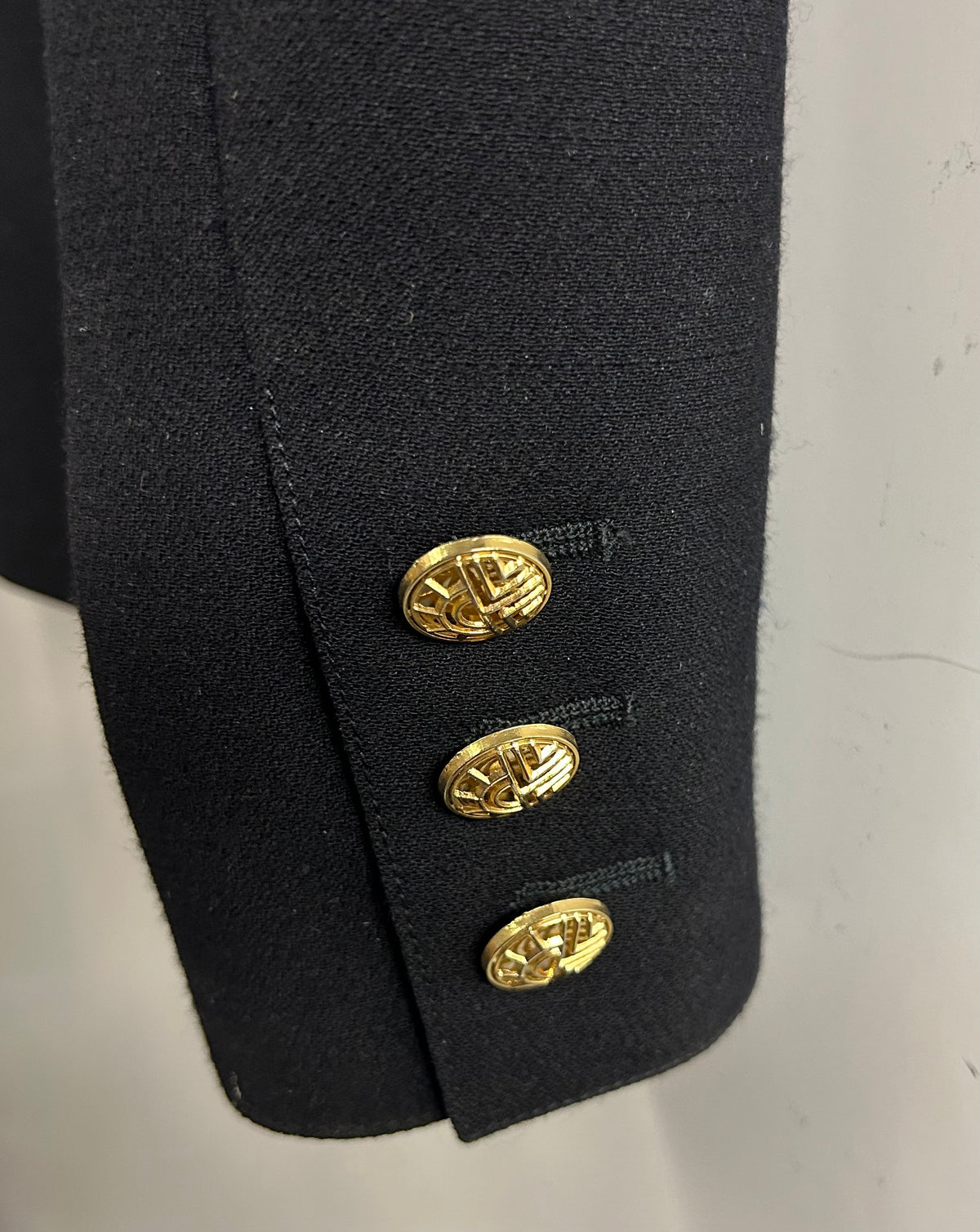 Louis Feraud, black blazer, size 8