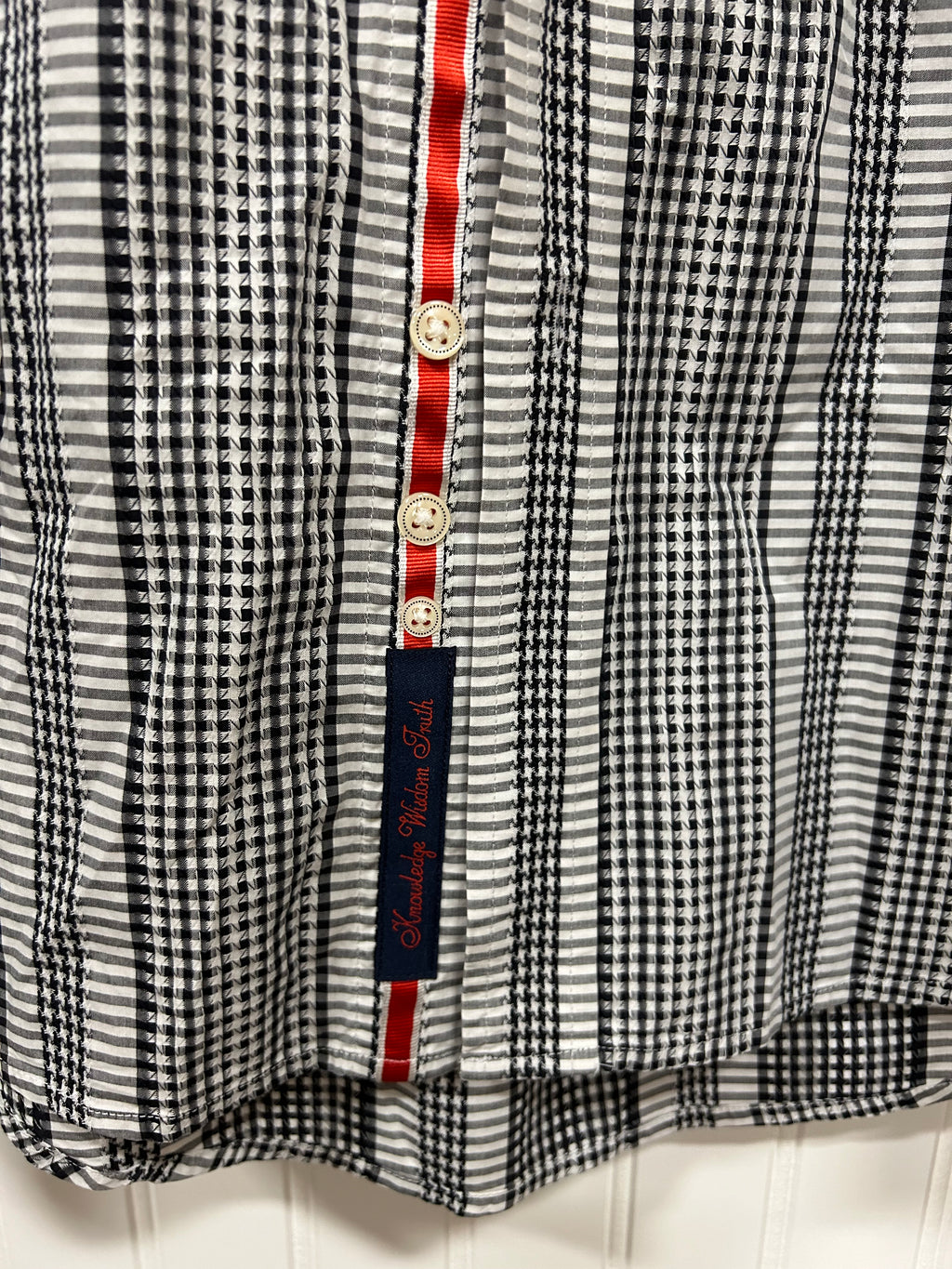 Robert Graham shirt, size XL