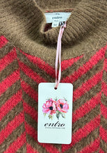 Load image into Gallery viewer, Entro, sweater, size medium
