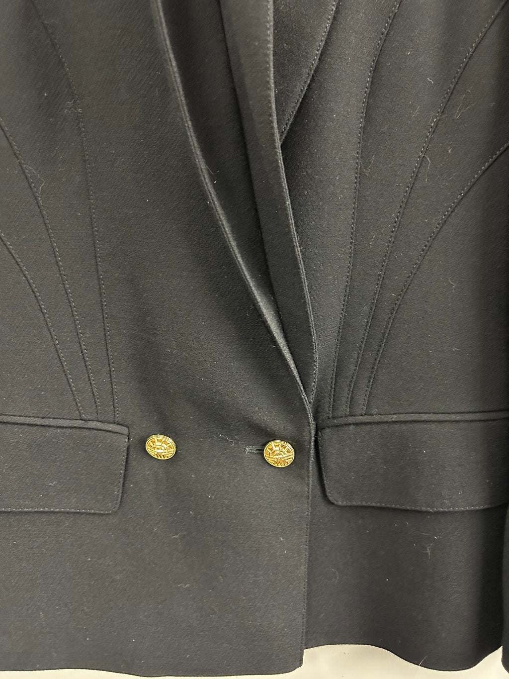 Louis Feraud, black blazer, size 8