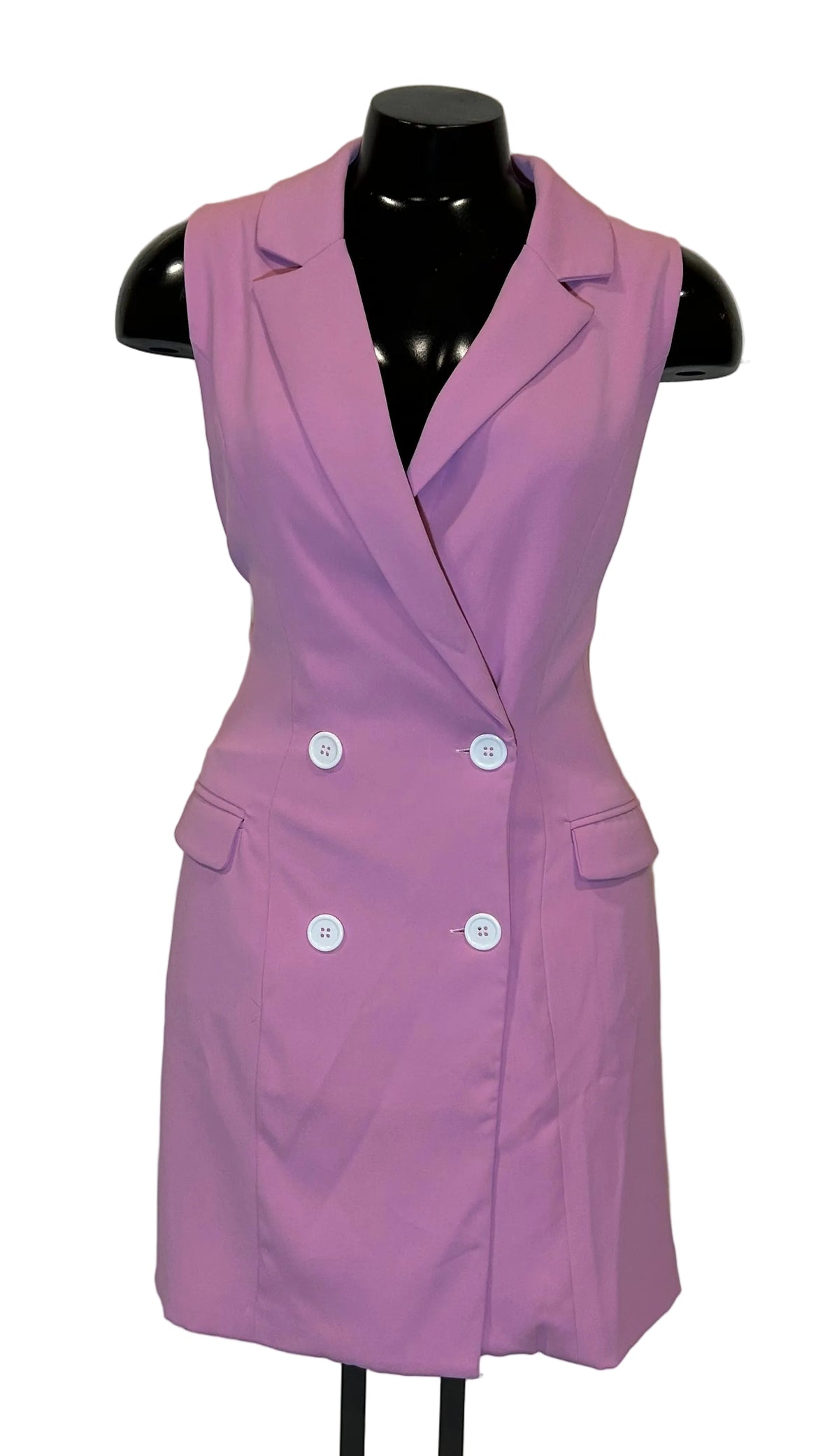 Fore, Dress
