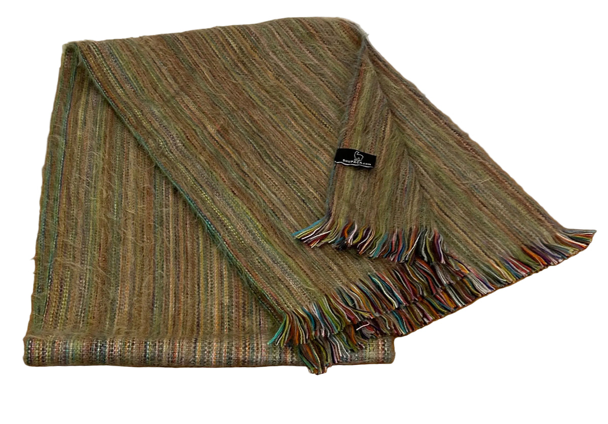 Schupaca, Alpaca, scarf