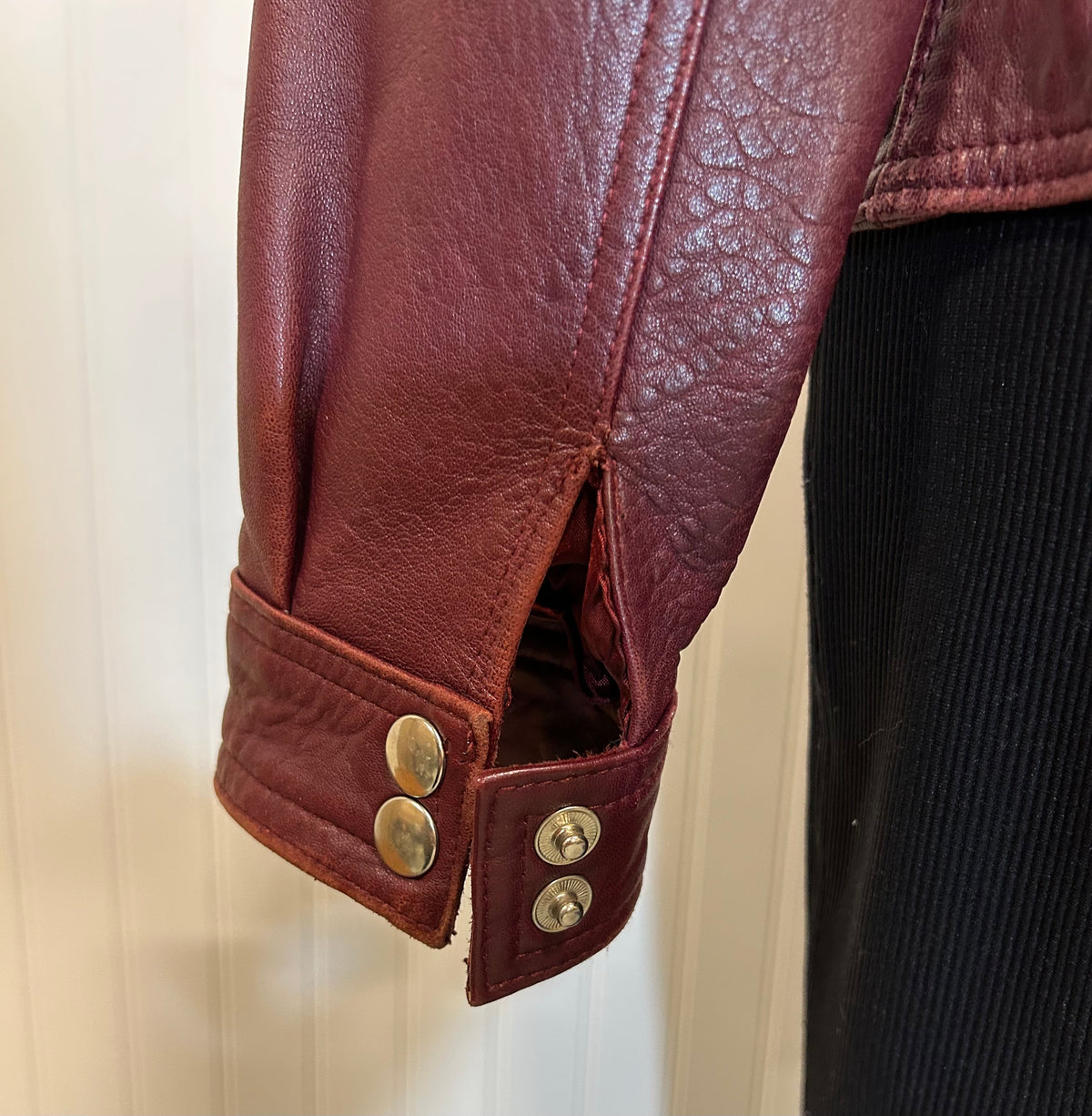 France 2 Cuir Paris, leather jacket, size 6-8