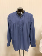 Load image into Gallery viewer, J. Crew Mercantile New Blouse Size 12
