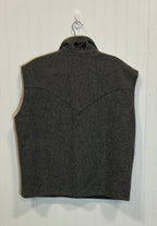 Schaefer, Men’s vest, size Large