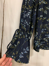 Load image into Gallery viewer, Loft Outlet Floral Lightweight Blouse Size M
