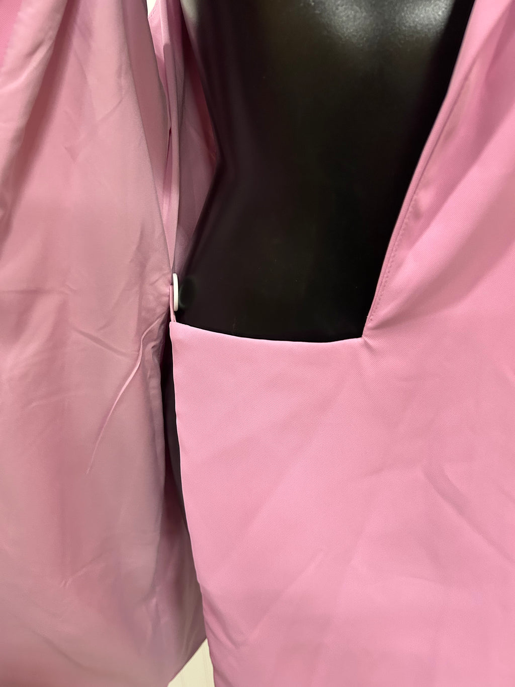 Fore, Dress