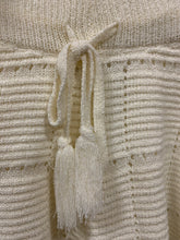 Load image into Gallery viewer, Pinch brand, Knit Shorts, Size Small
