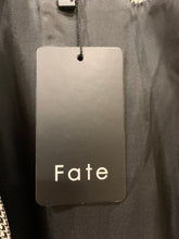 Load image into Gallery viewer, Fate Houndstooth Women’s Cape Jacket New with Tags Size Large
