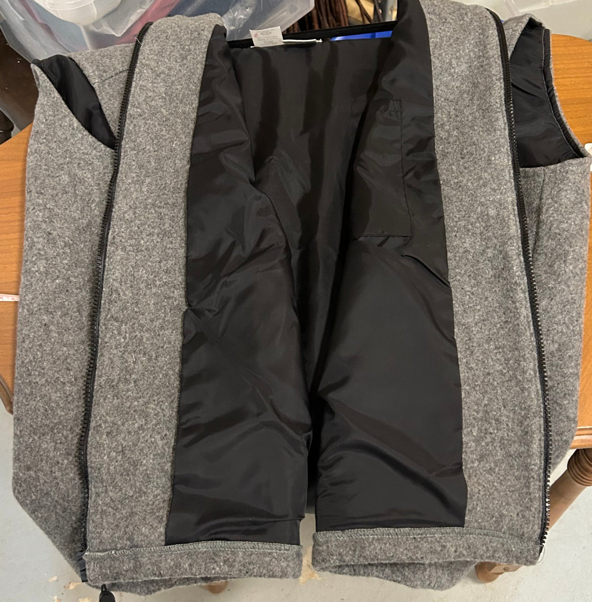 Schaefer, Men’s vest, size Large