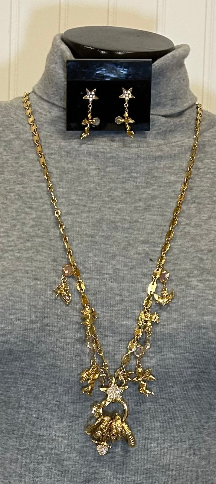 Kirk's Follies, Necklace and earring set
