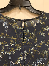 Load image into Gallery viewer, Loft Outlet Floral Lightweight Blouse Size M
