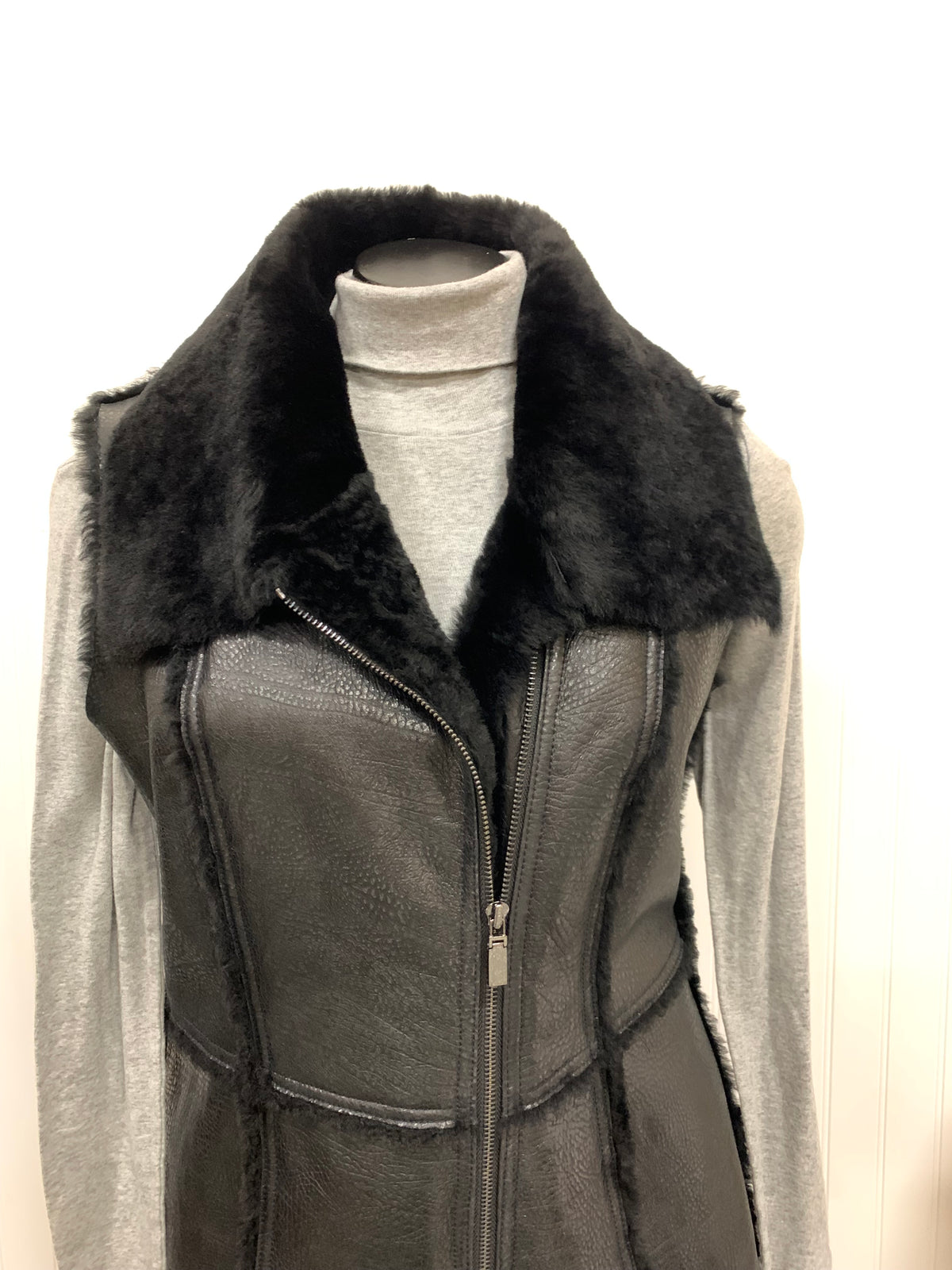 Worth, Leather Vest, Size 4
