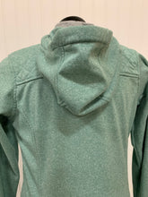 Load image into Gallery viewer, Columbia Jacket Size M
