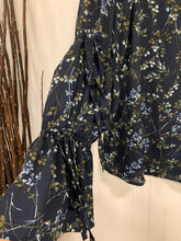 Load image into Gallery viewer, Loft Outlet Floral Lightweight Blouse Size M
