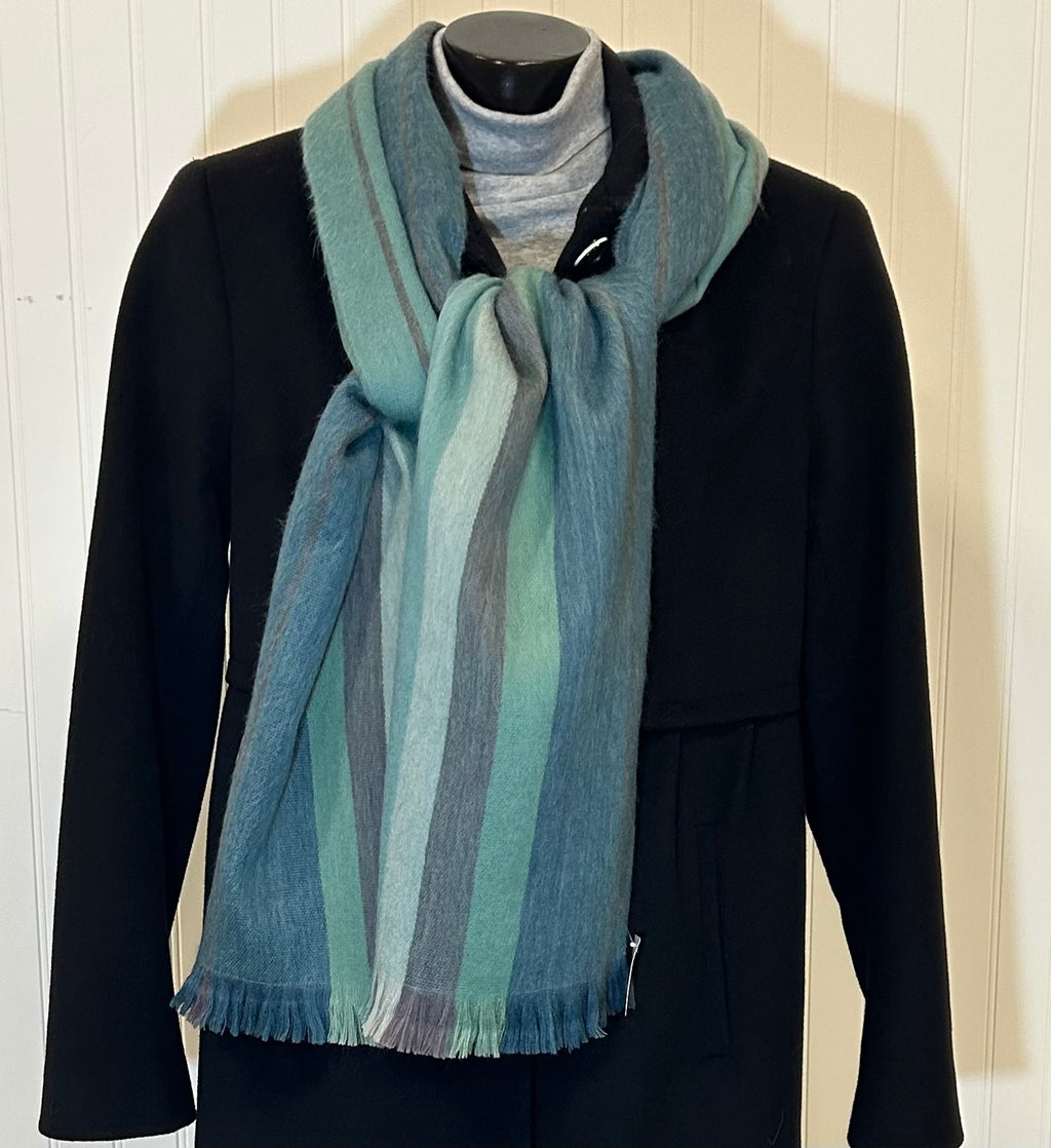 Schupaca, Alpaca, scarf