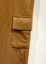 Load image into Gallery viewer, Steve’s Jeans, knit joggers, size 14
