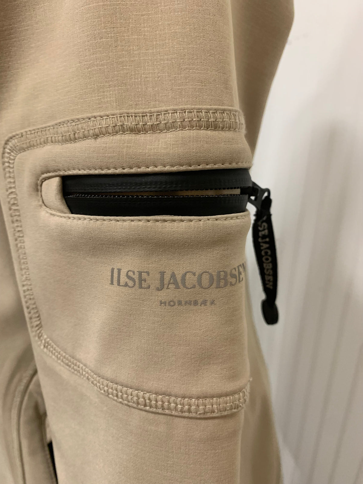 Ilse Jacobson, Raincoat Size 40