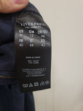 Load image into Gallery viewer, Liverpool Cropped Jeans
