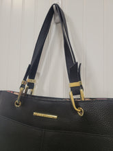 Load image into Gallery viewer, Steve Madden Tote
