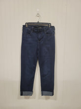 Load image into Gallery viewer, Liverpool Cropped Jeans
