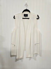 Load image into Gallery viewer, Lafayette 148 Vest
