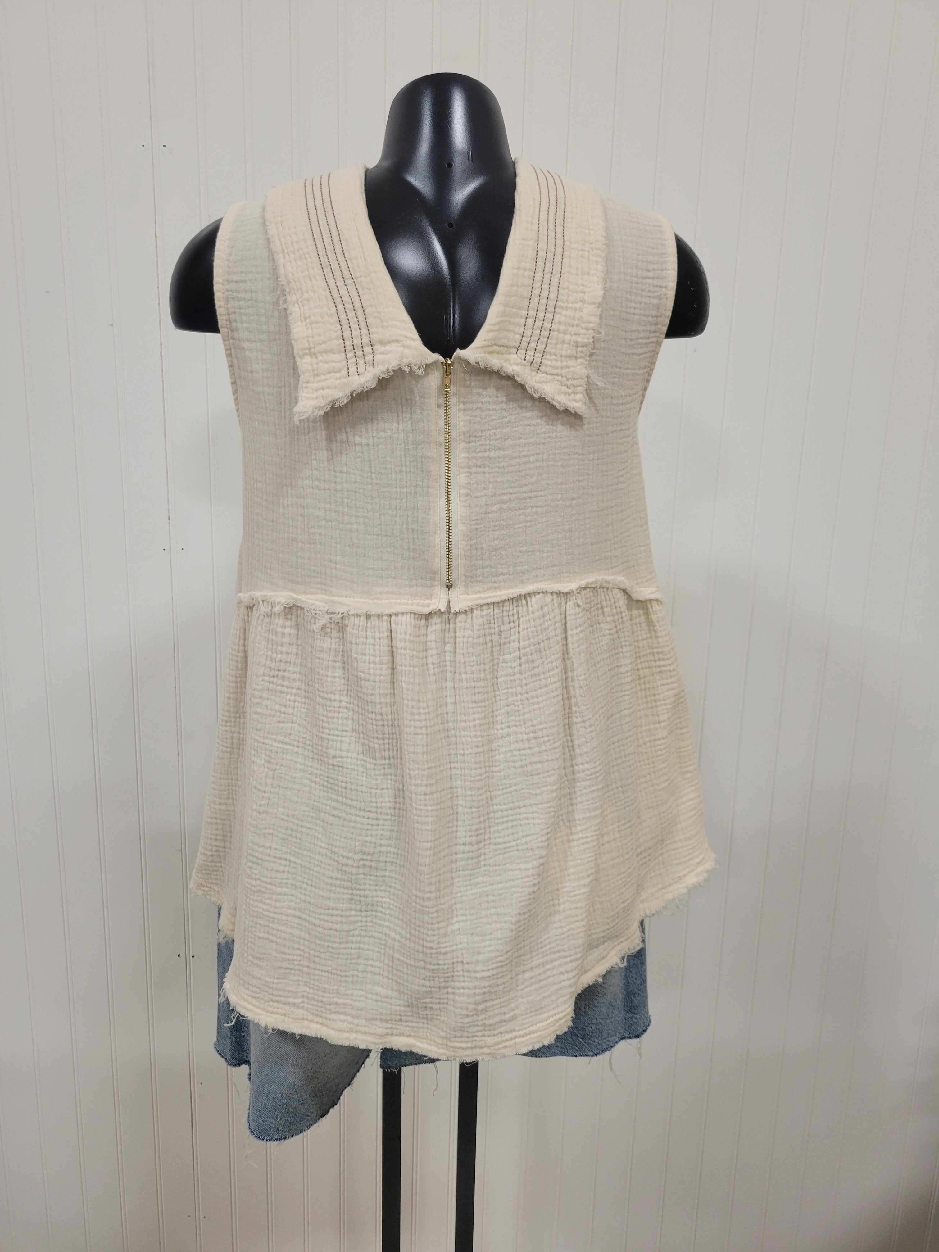 POL brand, Top, size Lg