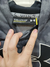 Load image into Gallery viewer, Under Armour Sweatshirt
