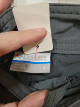 Load image into Gallery viewer, Columbia Women's Skort, size 6
