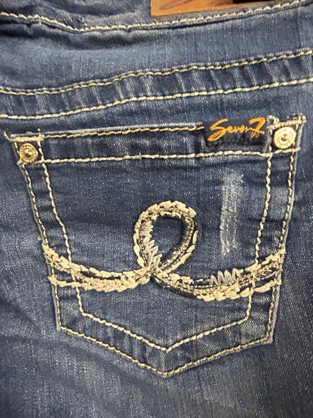 7 for all Mankind, Shorts, size 6