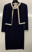 Load image into Gallery viewer, St. John Evening, by Marie Gray, 2pc. Dress, size 6
