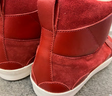 Load image into Gallery viewer, Italeau by Cynthia Rowley, shoe, size 40
